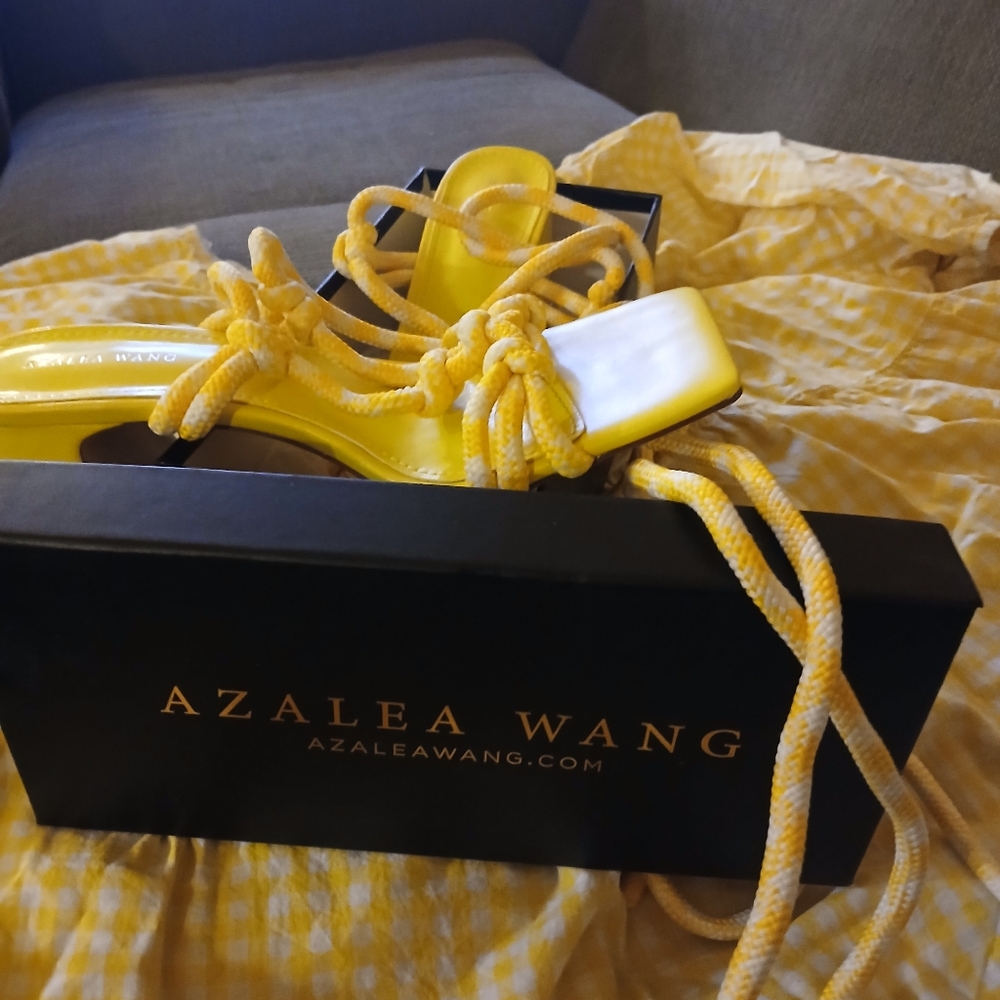 AKIRA sandals - Picture 5 of 10